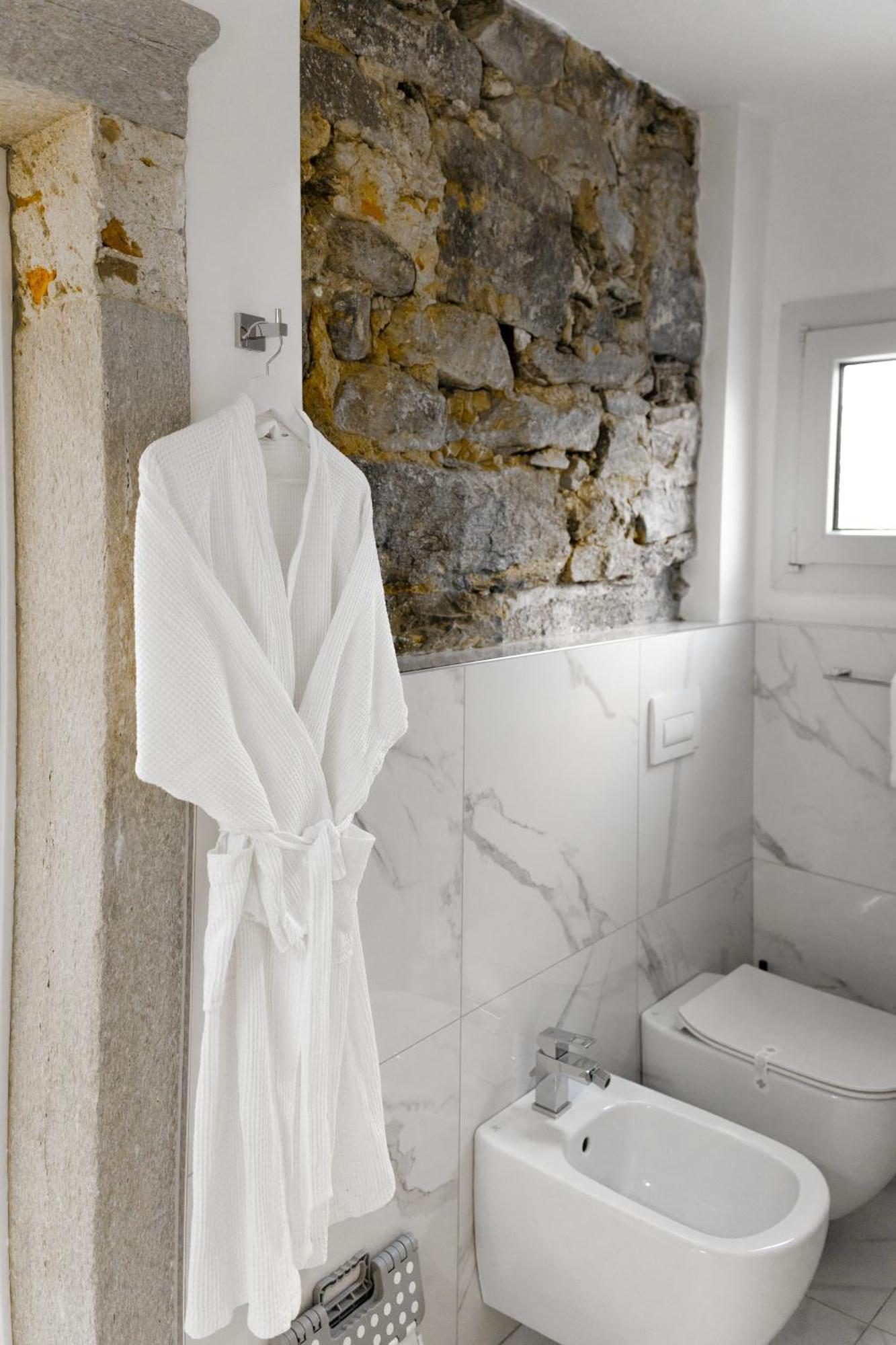 Belvedere 237B Lakeview Luxury Apartment Ghiffa Exteriör bild